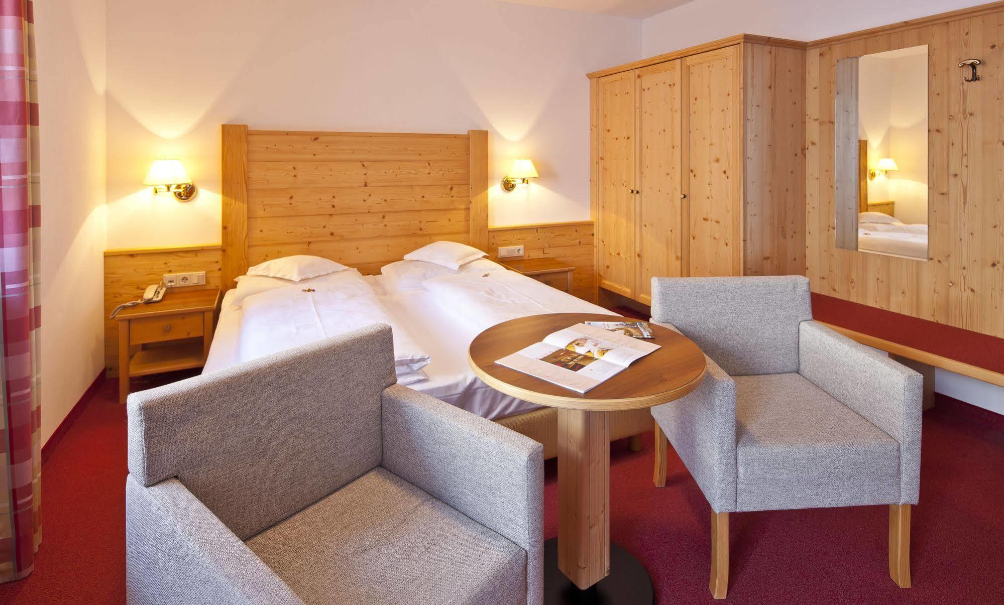 Falken Hotel 3*